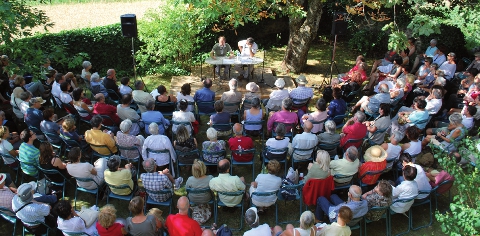 Lectures sous l'arbre